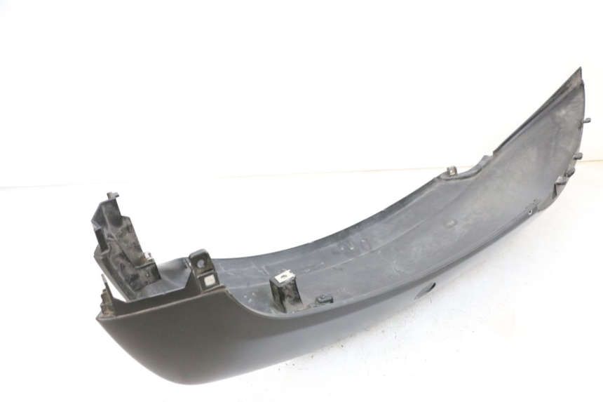 photo de FLANC ARRIERE DROIT PIAGGIO MP3 HPE 350 (2018 - 2020) - Détail de la pièce