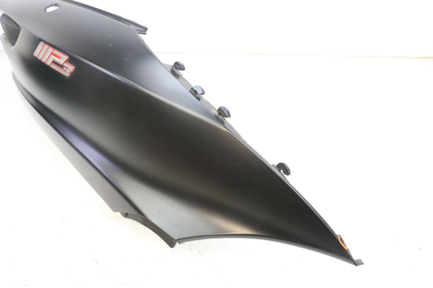 photo de FLANC ARRIERE DROIT PIAGGIO MP3 HPE 350 (2018 - 2020) - Points de fixation
