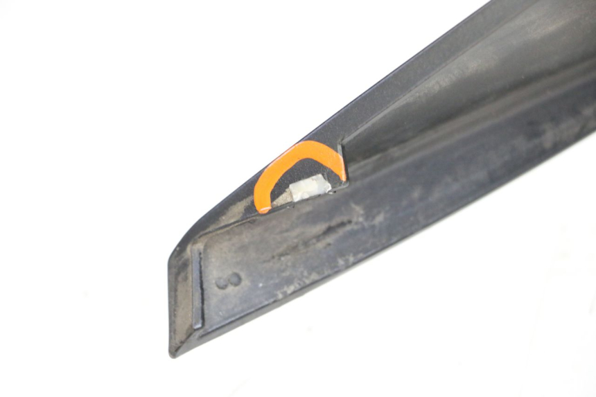 photo de FLANC ARRIERE DROIT PIAGGIO MP3 HPE 350 (2018 - 2020) - Pièce contrôlée