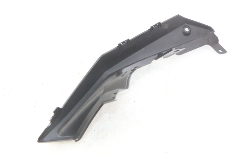 photo de FLANC ARRIERE DROIT YAMAHA MT ABS 125 (2014 - 2018) - Gros plan technique