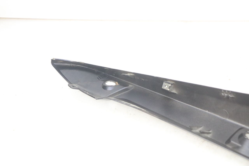 photo de FLANC ARRIERE DROIT GILERA NEXUS 125 (2007 - 2009)