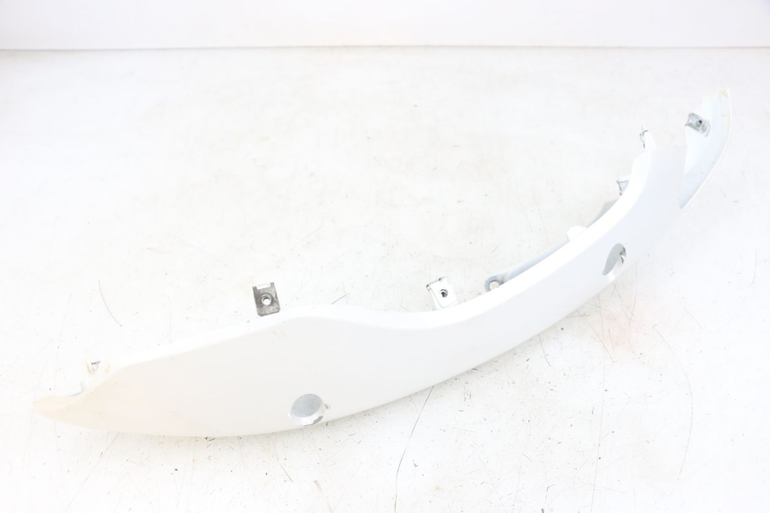 photo de FLANC ARRIERE DROIT MOTO GUZZI NORGE 8V GT 1200 (2011 - 2016)