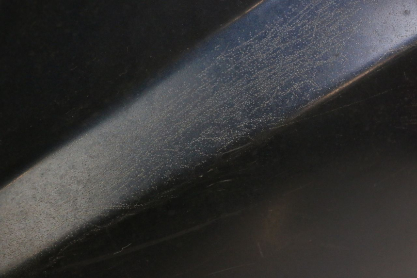 photo de FLANC ARRIERE DROIT JM MOTORS OLDIES GT 4T 50 (2018 - 2025) - Détails caractéristiques