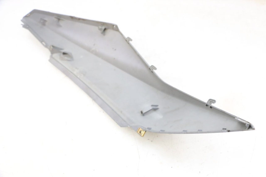 photo de FLANC ARRIERE DROIT SYM ORBIT III 3 4T 50 (2021 - 2025) - Zoom état d’usage