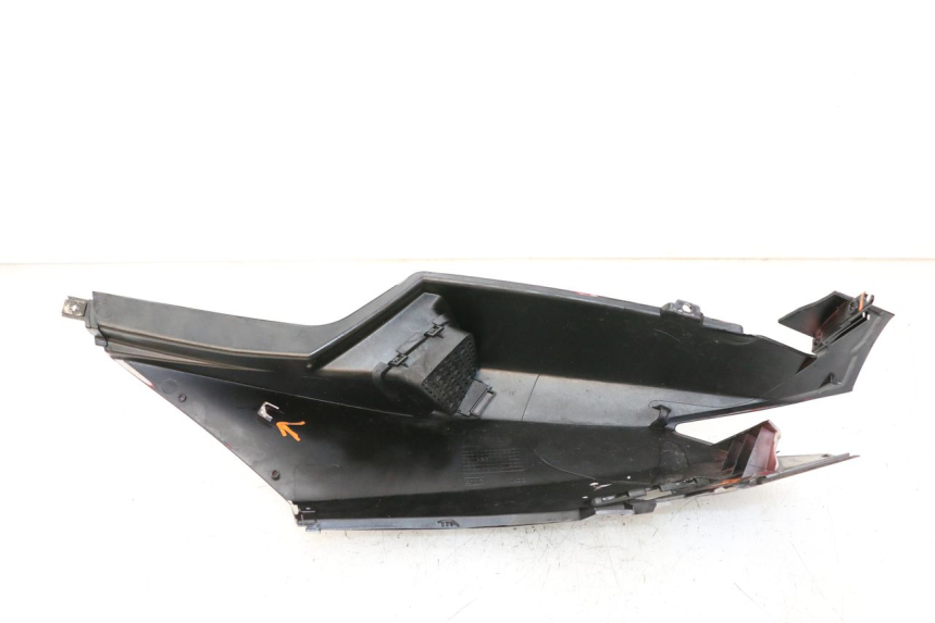 photo de FLANC ARRIERE DROIT PEUGEOT SPEEDFIGHT 3 LC 2T 50 (2009 - 2015)