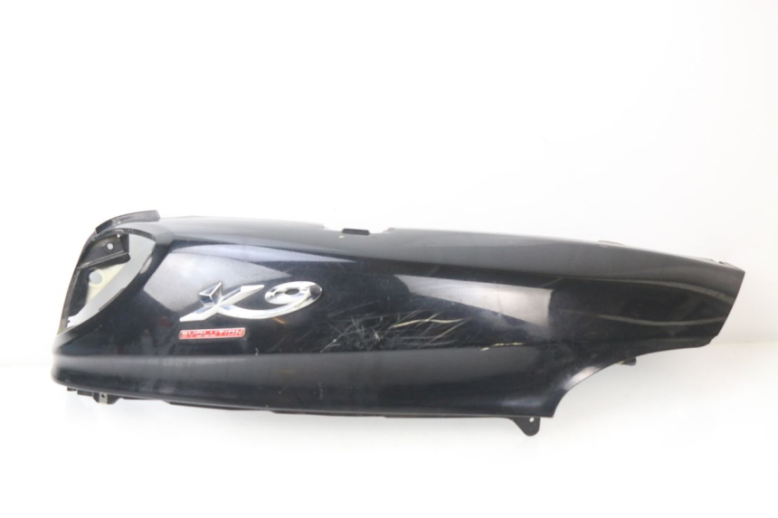 photo de FLANC ARRIERE DROIT PIAGGIO X9 EVOLUTION 125 (2003 - 2007)