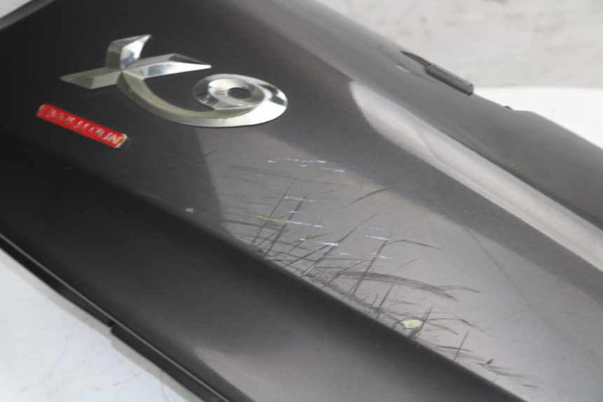 photo de FLANC ARRIERE DROIT PIAGGIO X9 EVOLUTION 125 (2003 - 2007)