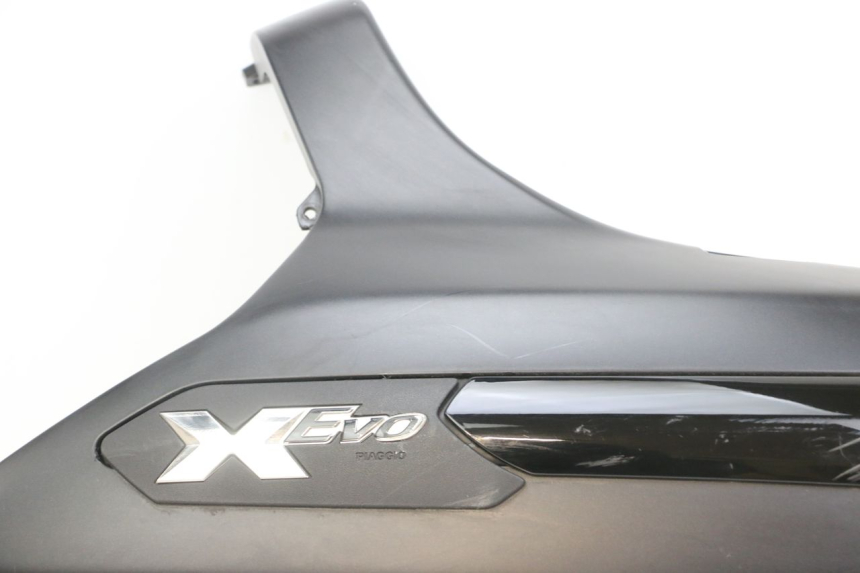 photo de FLANC ARRIERE DROIT PIAGGIO XEVO - X EVO 125 (2007 - 2016)