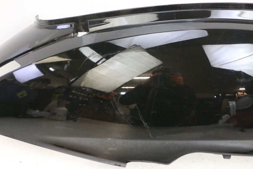 photo de FLANC ARRIERE DROIT EFUN PUSA 1 - Détails caractéristiques