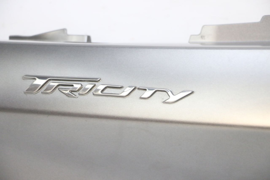 photo de FLANC ARRIERE DROIT YAMAHA TRICITY 300 (2020 - 2024) - Photo complémentaire