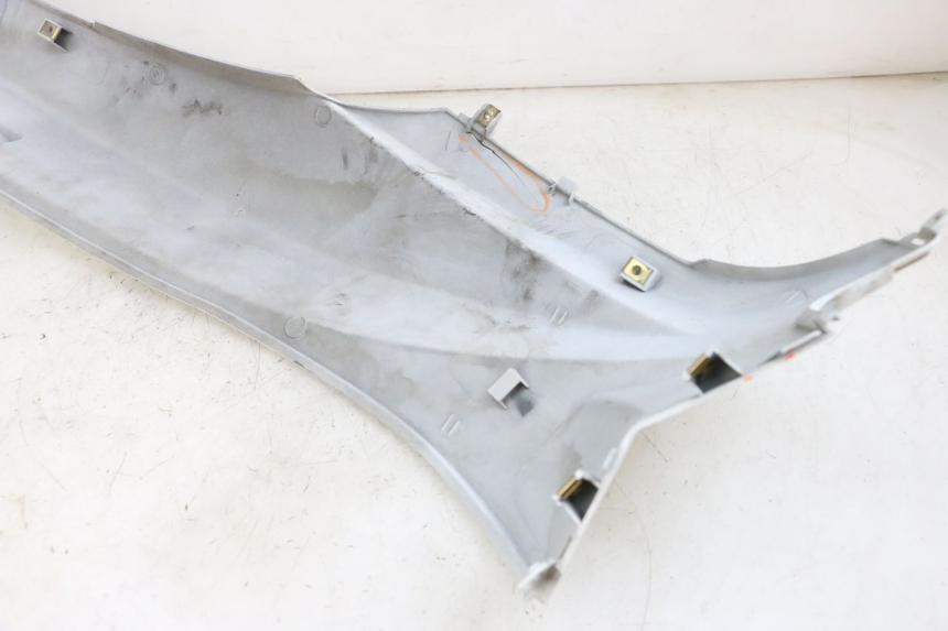 photo de FLANC ARRIERE DROIT PEUGEOT TWEET PRO EFI 4T 50 (2021 - 2022)