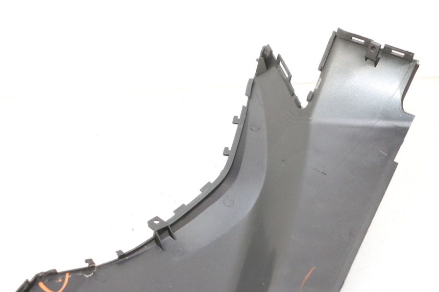 photo de FLANC ARRIERE DROIT MBK WAAP 125 (2008 - 2013)