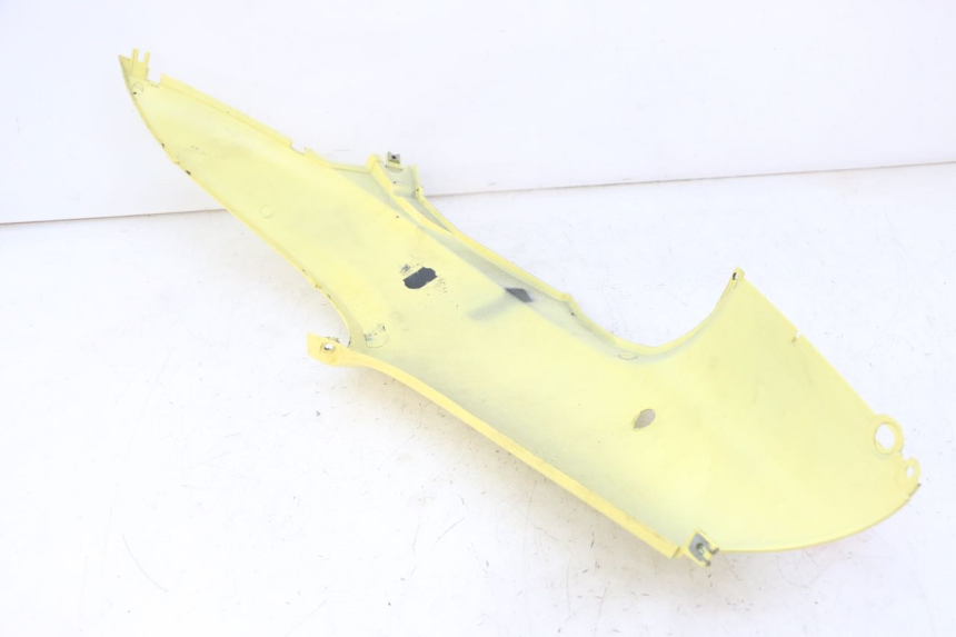 photo de FLANC ARRIERE DROIT YAMAHA WHY 50 (1998 - 2000)