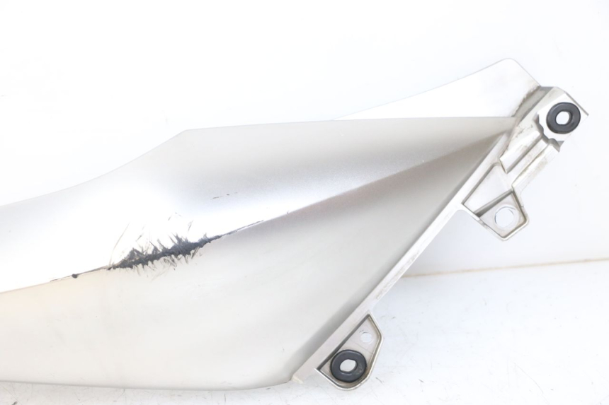 photo de FLANC ARRIERE DROIT YAMAHA XMAX X-MAX ABS 125 (2017 - 2020)