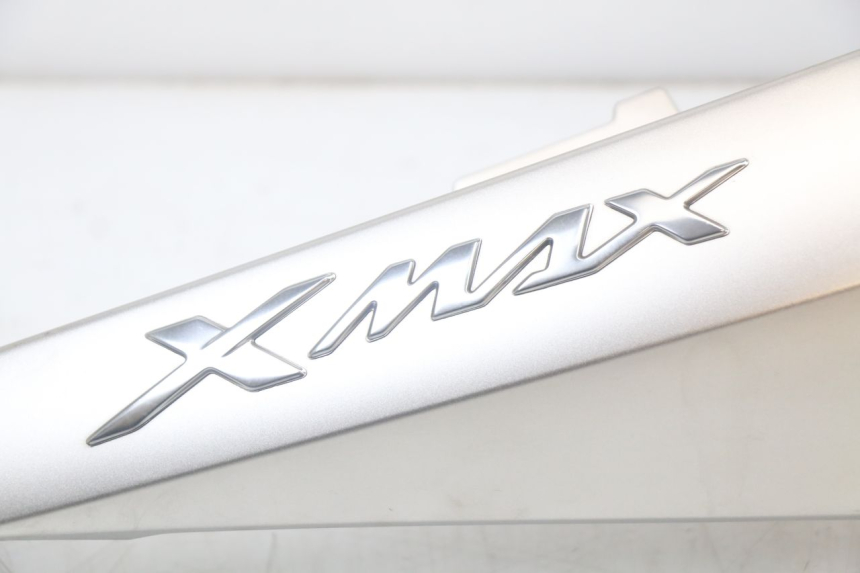 photo de FLANC ARRIERE DROIT YAMAHA XMAX X-MAX ABS 125 (2017 - 2020)