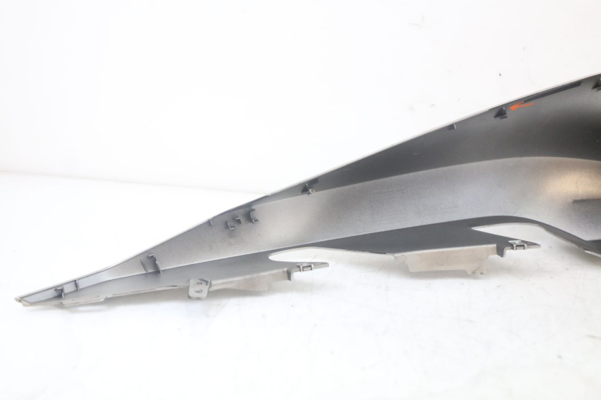 photo de FLANC ARRIERE DROIT YAMAHA XMAX X-MAX ABS 125 (2017 - 2020)