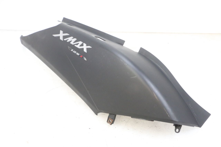 photo de FLANC ARRIERE DROIT YAMAHA XMAX X-MAX 125 (2006 - 2009) - Autre angle de vue
