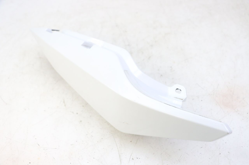 photo de FLANC ARRIERE DROIT YAMAHA XJ6 ABS 600 (2008 - 2016)