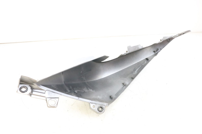 photo de FLANC ARRIERE DROIT YAMAHA XMAX X-MAX ABS 125 (2017 - 2020)