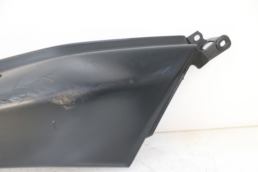 photo de FLANC ARRIERE DROIT YAMAHA YP T-MAX TMAX 530 (2017 - 2020)