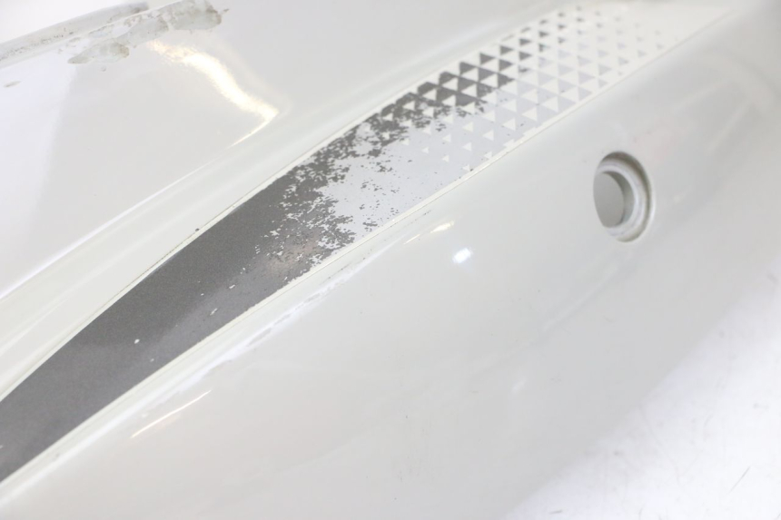 photo de FLANC ARRIERE GAUCHE KYMCO AGILITY 4T 50 (2018 - 2022) - Zoom composants