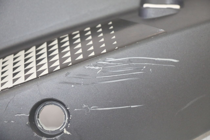 photo de FLANC ARRIERE GAUCHE KYMCO AGILITY 4T 50 (2018 - 2022) - Vue d’ensemble