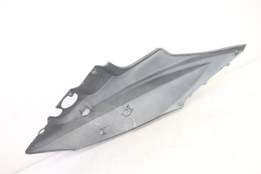 photo de FLANC ARRIERE GAUCHE KYMCO AGILITY 4T 50 (2018 - 2022) - État de surface