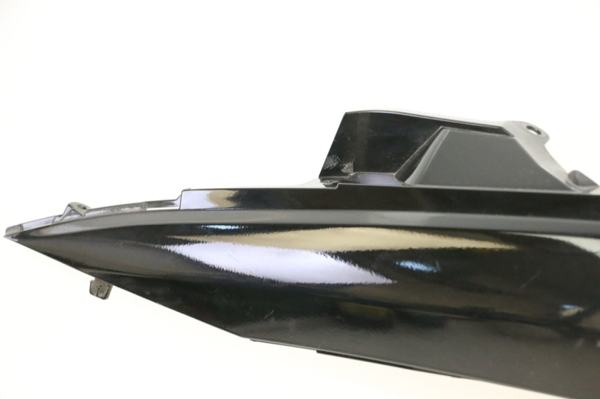 photo de FLANC ARRIERE GAUCHE SUZUKI BURGMAN 125 (2007 - 2014)