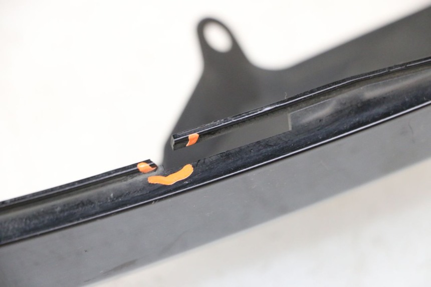 photo de FLANC ARRIERE GAUCHE SUZUKI BURGMAN 125 (2007 - 2014)