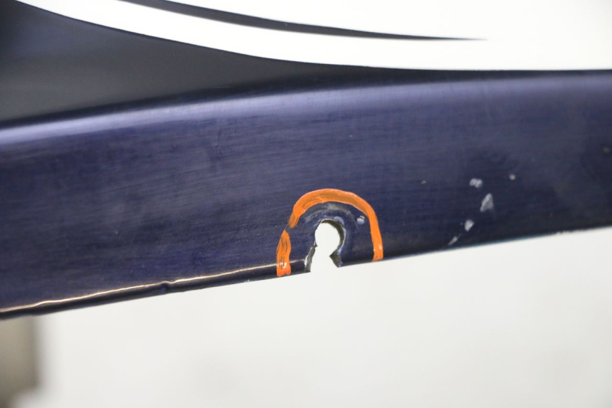 photo de FLANC ARRIERE GAUCHE HONDA CBR RR FIREBLADE 900 (1992 - 1994)