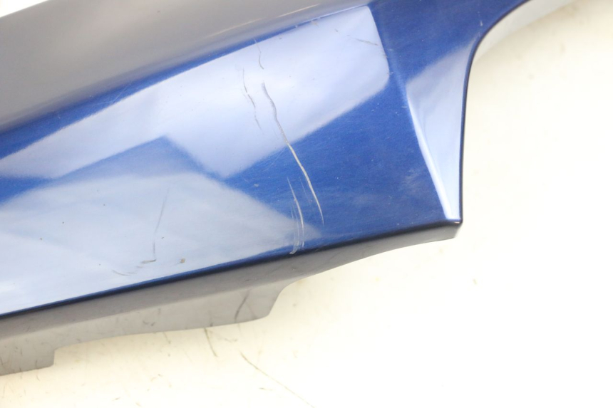 photo de FLANC ARRIERE GAUCHE SUZUKI DL V STROM 1000 (2002 - 2007) - Gros plan technique