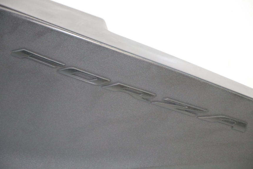 photo de FLANC ARRIERE GAUCHE HONDA FORZA 125 (2021 - 2025)