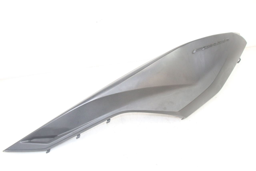 photo de FLANC ARRIERE GAUCHE HONDA FORZA 125 (2021 - 2025)
