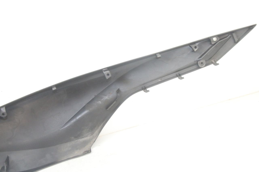 photo de FLANC ARRIERE GAUCHE HONDA FORZA 125 (2021 - 2025)