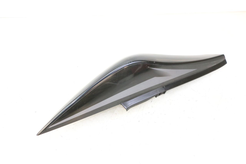 photo de FLANC ARRIERE GAUCHE YAMAHA FZ6 FAZER S2 600 (2007 - 2011)