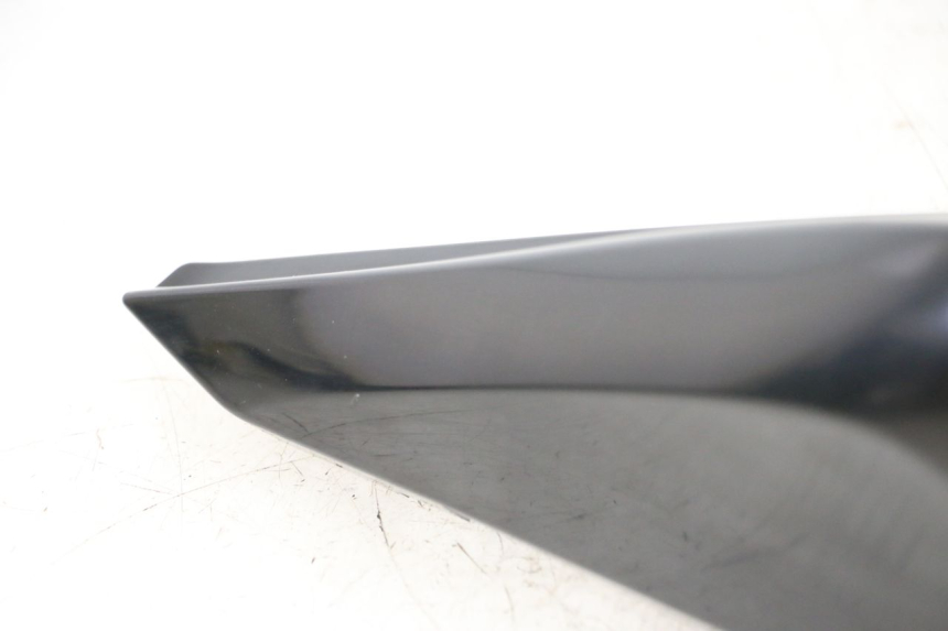 photo de FLANC ARRIERE GAUCHE YAMAHA FZ6 FAZER S2 600 (2007 - 2011)