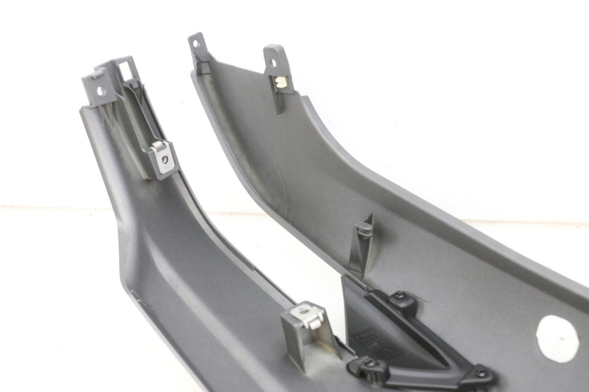 photo de FLANC ARRIERE GAUCHE PIAGGIO MP3 500 (2014 - 2016)