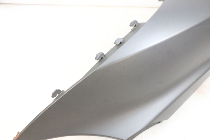 photo de FLANC ARRIERE GAUCHE PIAGGIO MP3 500 (2016 - 2018) - Détails caractéristiques