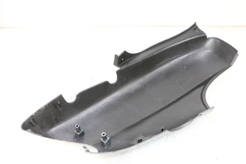 photo de FLANC ARRIERE GAUCHE YAMAHA NEO'S NEOS 2T 50 (1998 - 2007) - Gros plan technique