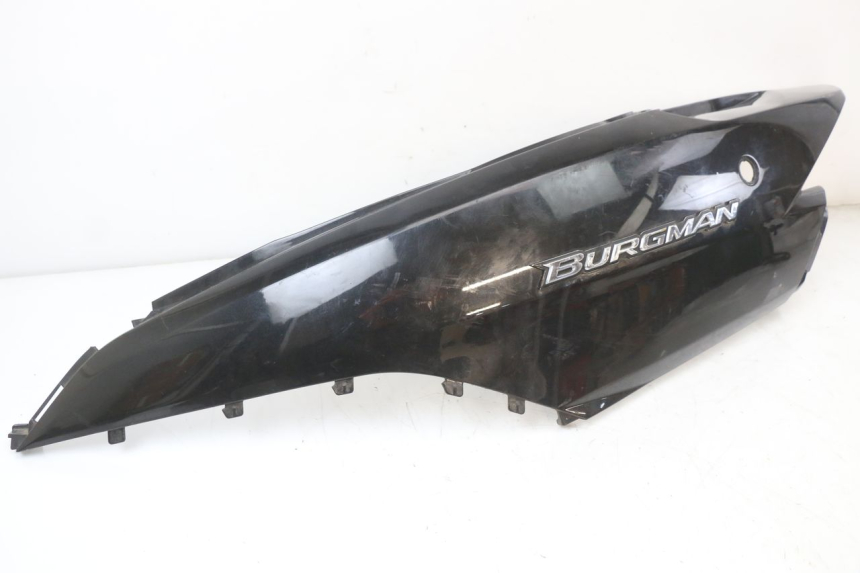 photo de FLANC ARRIERE GAUCHE SUZUKI UH BURGMAN 125 (2002 - 2006)