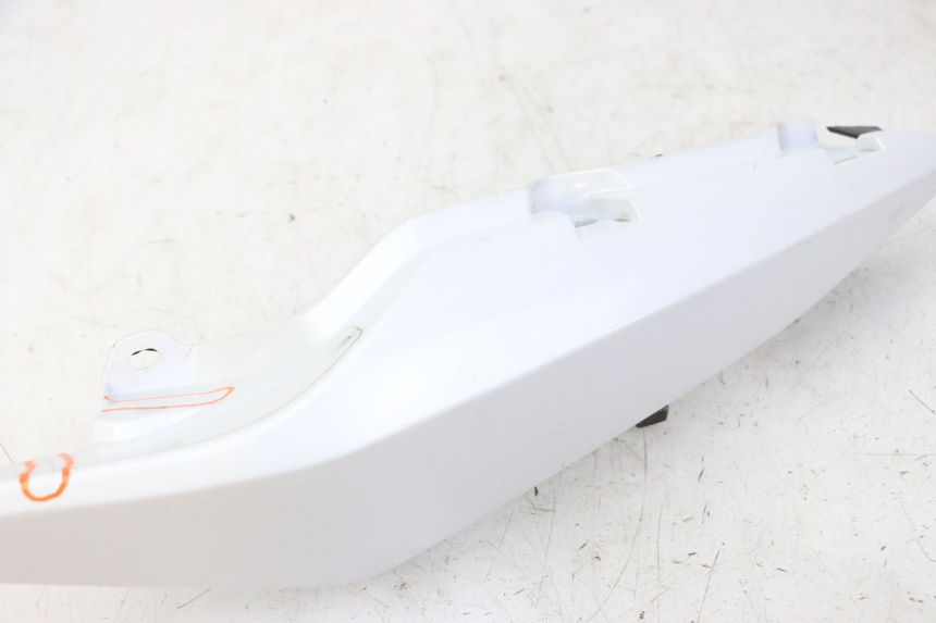 photo de FLANC ARRIERE GAUCHE YAMAHA XJ6 ABS 600 (2008 - 2016)