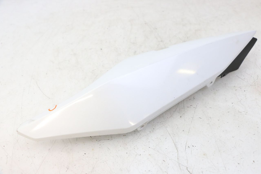 photo de FLANC ARRIERE GAUCHE YAMAHA XJ6 ABS 600 (2008 - 2016)