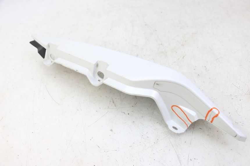 photo de FLANC ARRIERE GAUCHE YAMAHA XJ6 ABS 600 (2008 - 2016)