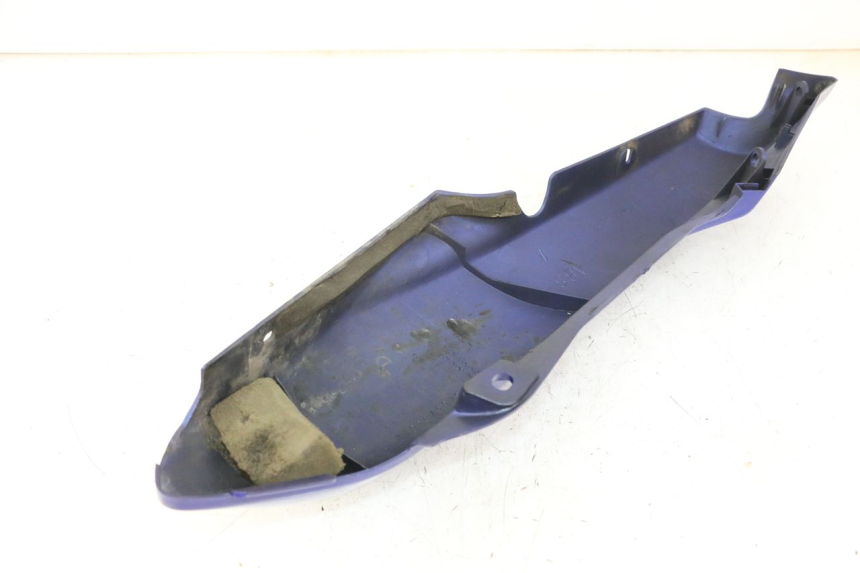 photo de FLANC ARRIERE GAUCHE YAMAHA FZS FAZER 600 (2001 - 2003)