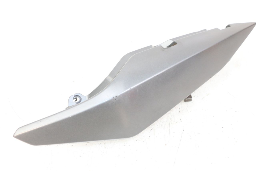 photo de FLANC ARRIERE GAUCHE YAMAHA XJ6 ABS 600 (2008 - 2016)