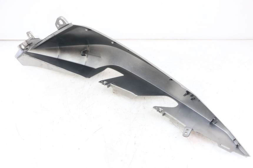 photo de FLANC ARRIERE GAUCHE YAMAHA XMAX X-MAX ABS 125 (2017 - 2020)