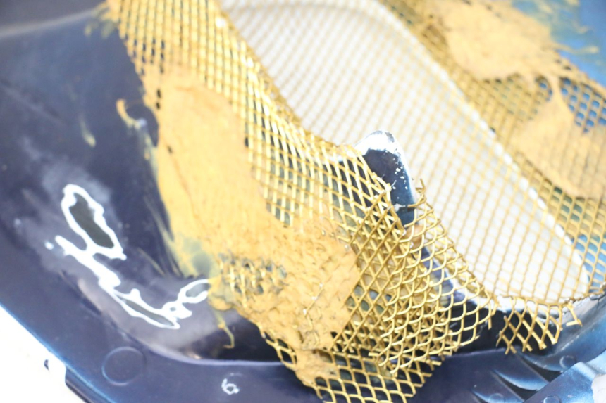 photo de FLANC LATERAL AVANT DROIT HONDA CBR RR FIREBLADE 900 (1992 - 1994)