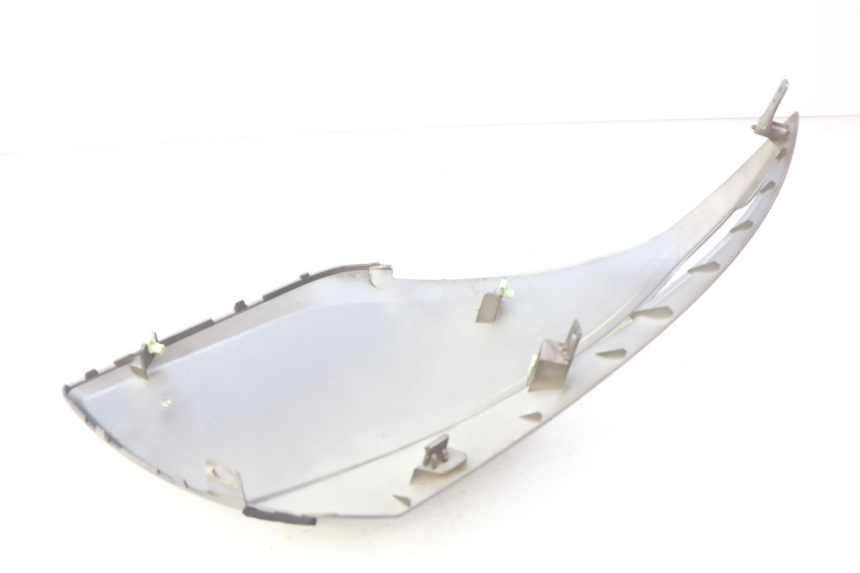 photo de FLANC LATERAL AVANT DROIT PEUGEOT CITYSTAR 50 (2013 - 2017)