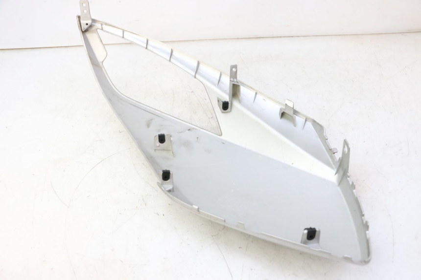 photo de FLANC LATERAL AVANT DROIT PEUGEOT CITYSTAR 50 (2013 - 2017)