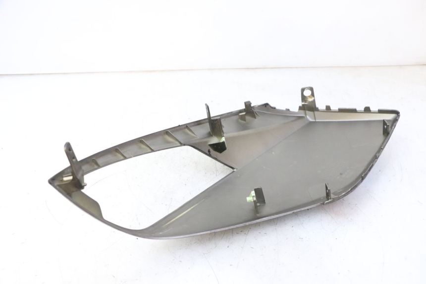 photo de FLANC LATERAL AVANT DROIT PEUGEOT CITYSTAR 50 (2013 - 2017)